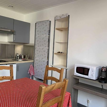La Madeleine - La Rochelle Apartment ลาโรแชล ภายนอก รูปภาพ