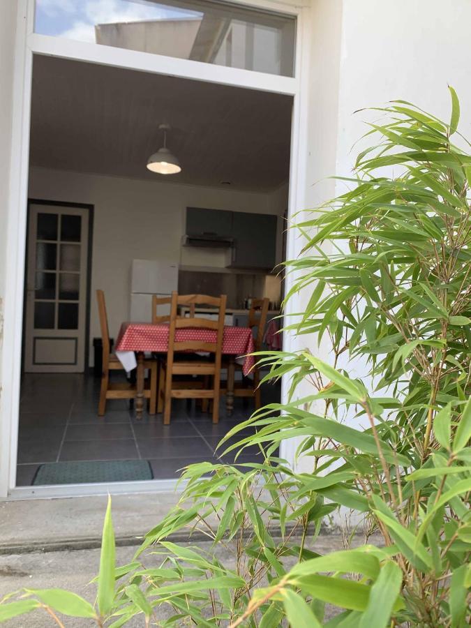 La Madeleine - La Rochelle Apartment ลาโรแชล ภายนอก รูปภาพ